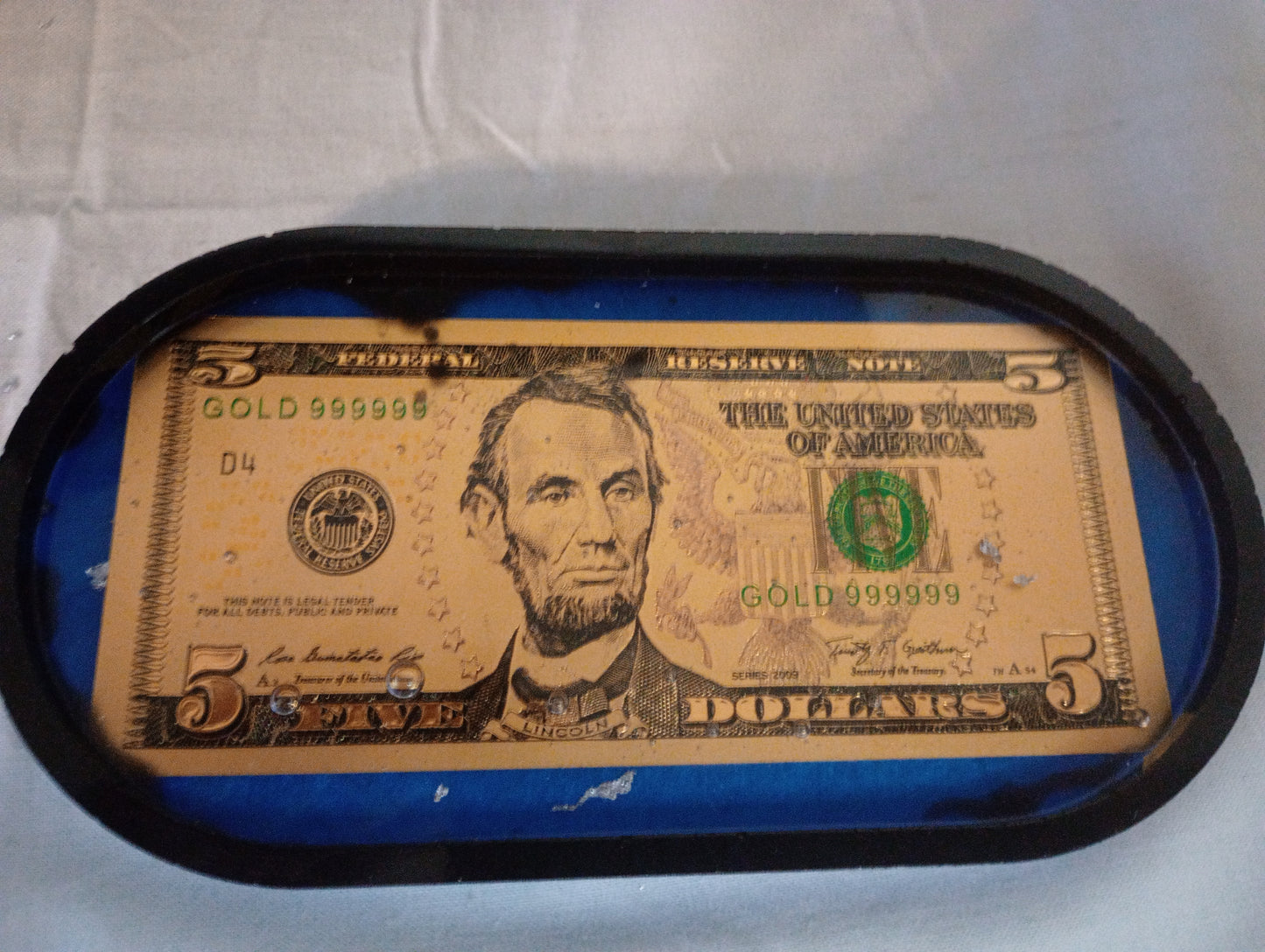 Foil dollar bill trays