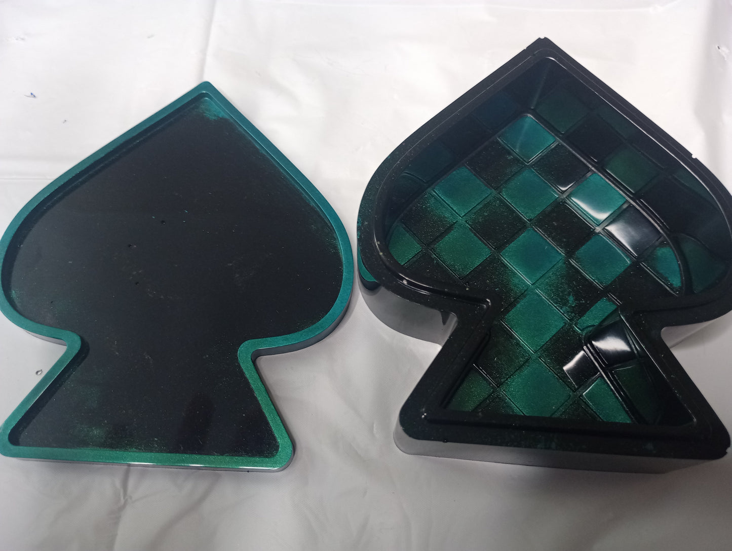 Spade Resin Box/storage container