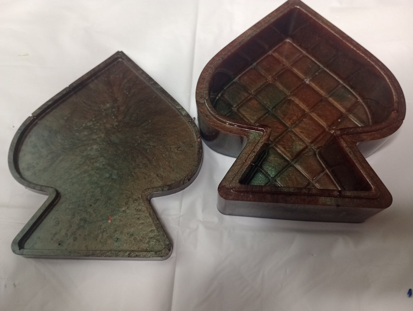 Spade Resin Box/storage container