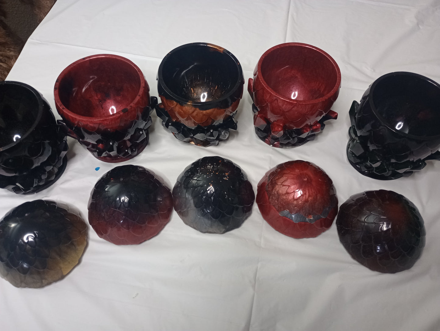 Dragon Egg Storage cointainer